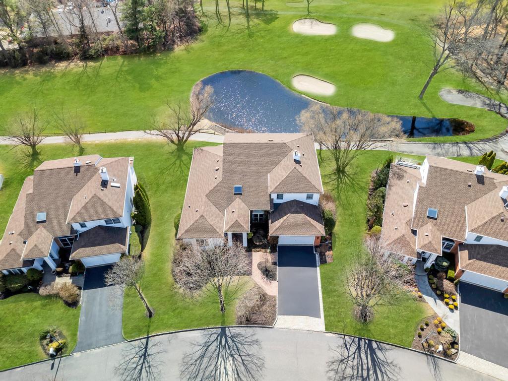 123 Fairway View Drive, Commack, New York image 1