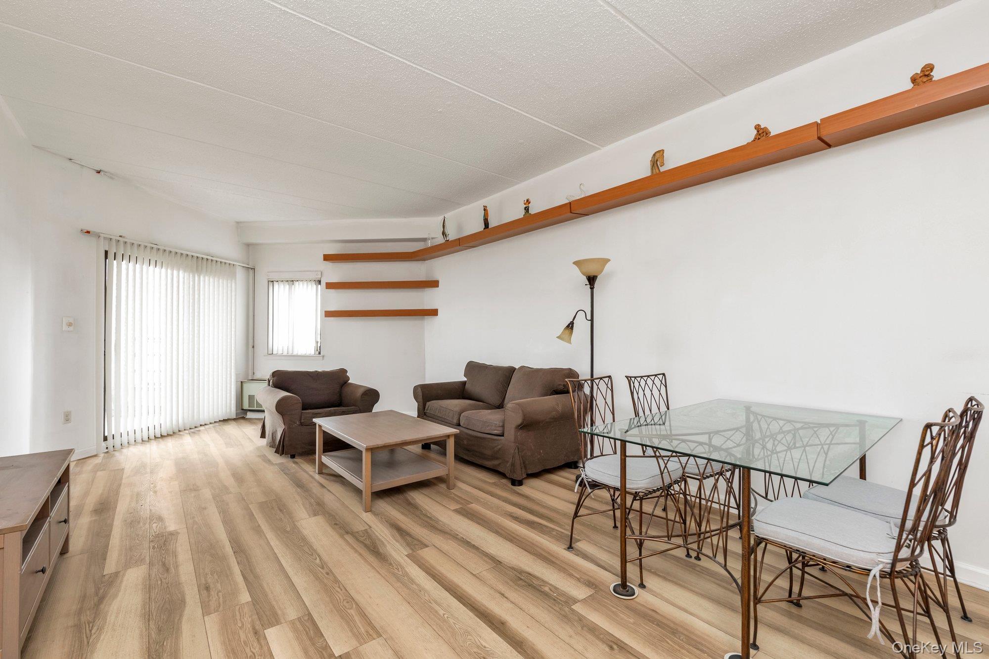 725 Miller Avenue 106