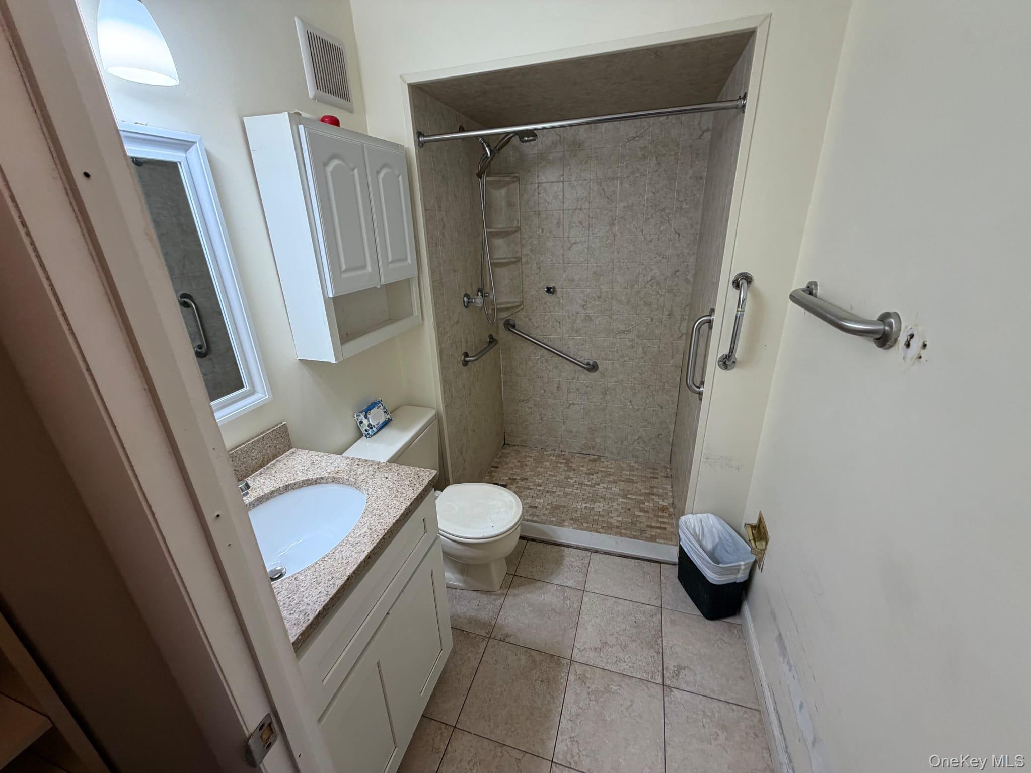 725 Miller Avenue 221
