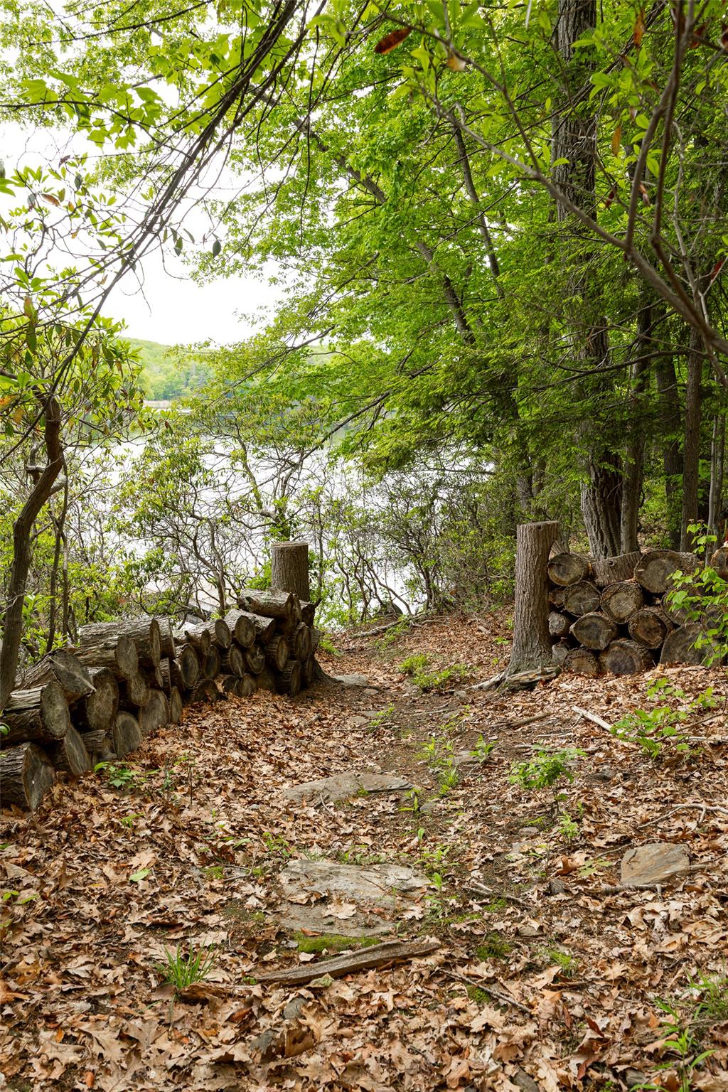 215 Little Pond Road, Pawling, New York image 12