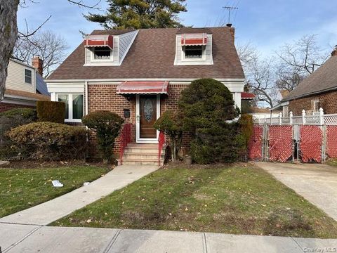 231-15 128th Road Laurelton NY 11413
