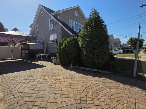 Multifamily For Rent - 170 E Mineola Avenue<br/> Valley Stream, NY 11580