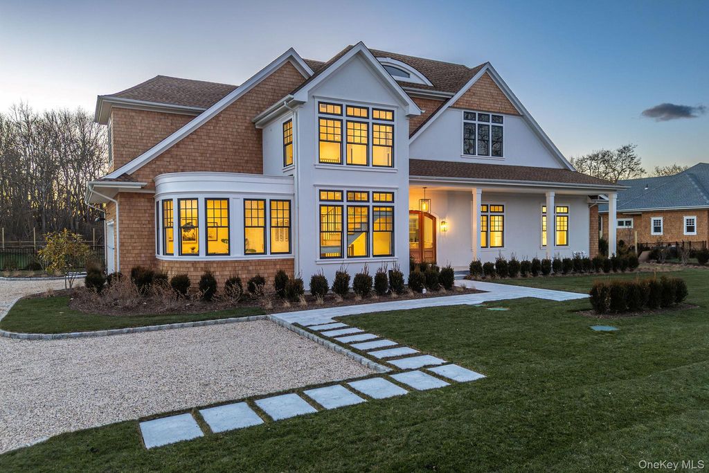 Photo of 1815 Laurel Avenue, Southold, NY 11971 (MLS # 944505)