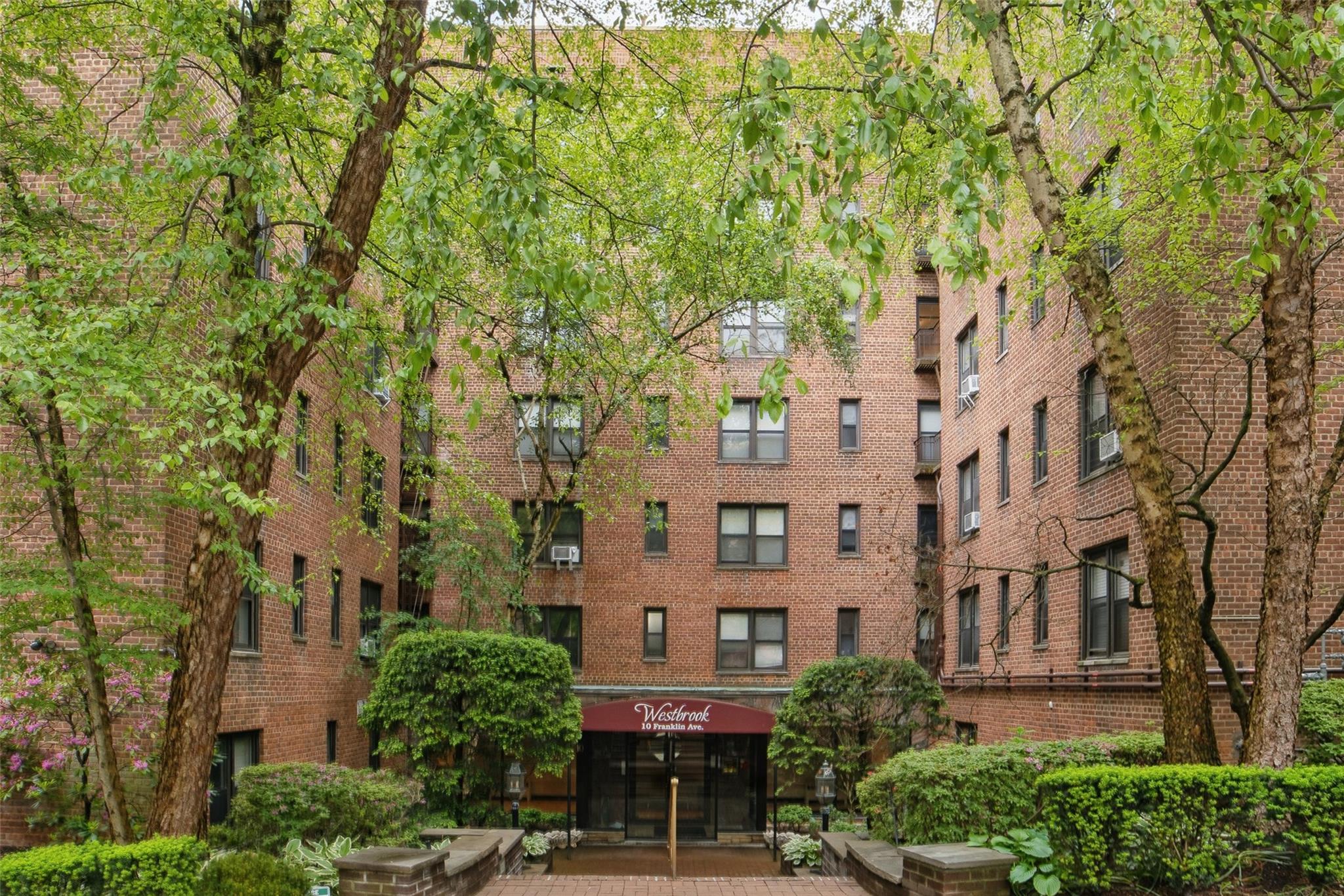 10 Franklin Avenue #4H, White Plains, New York image 2