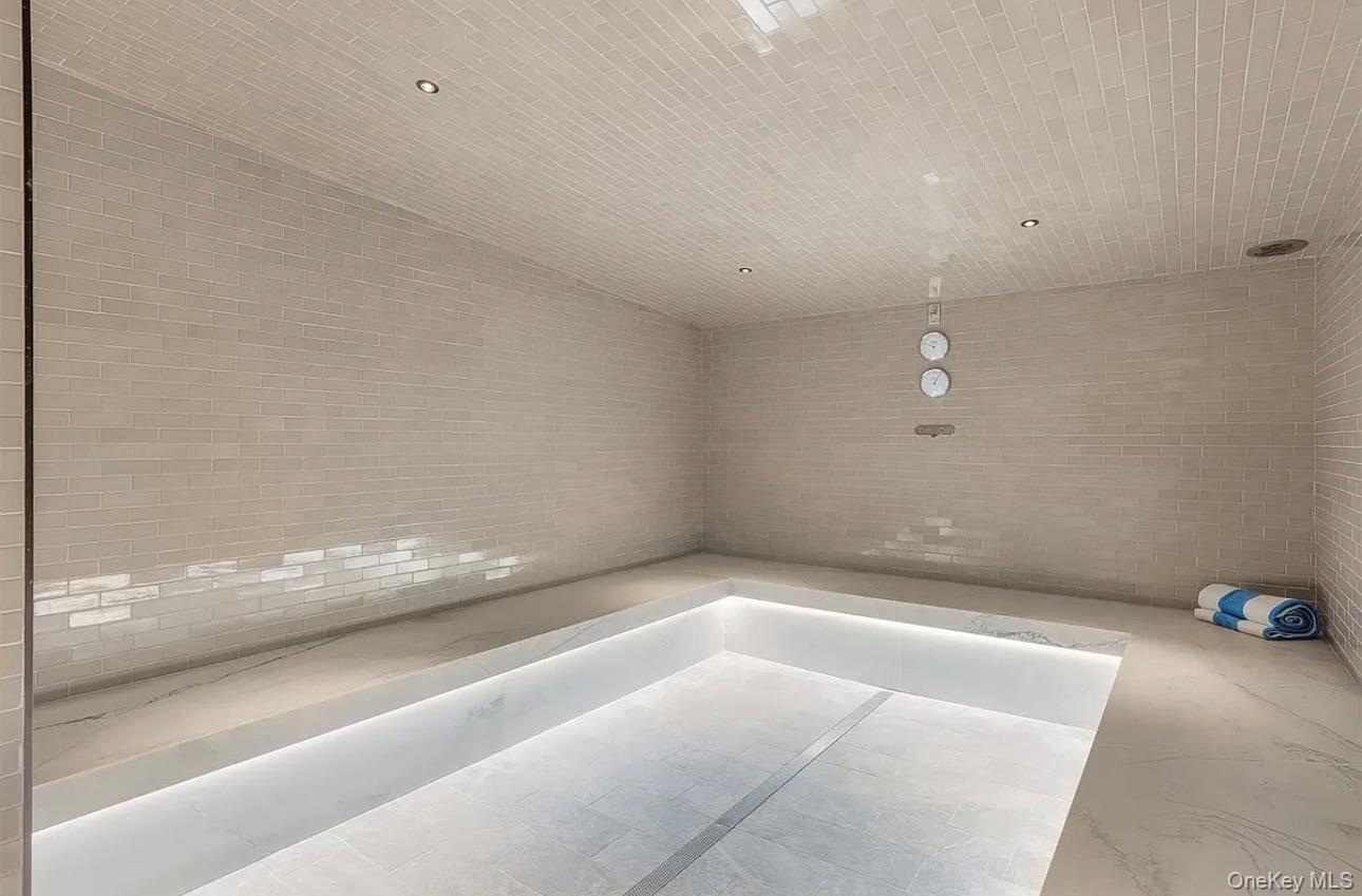 15 E 30th Street 17E