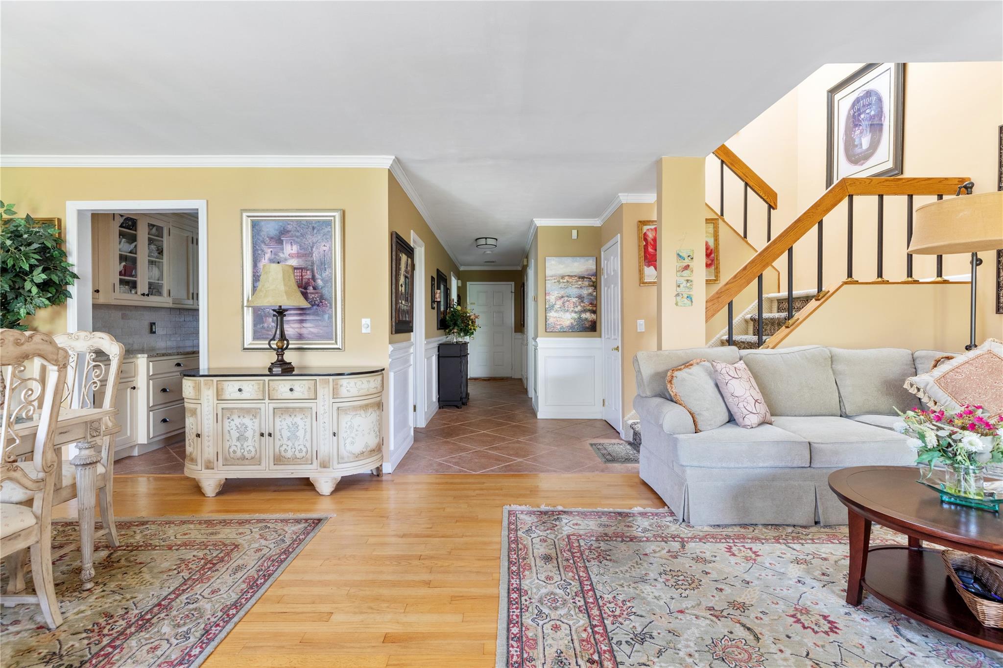 108 Hidden Ponds Circle, Smithtown, New York image 6