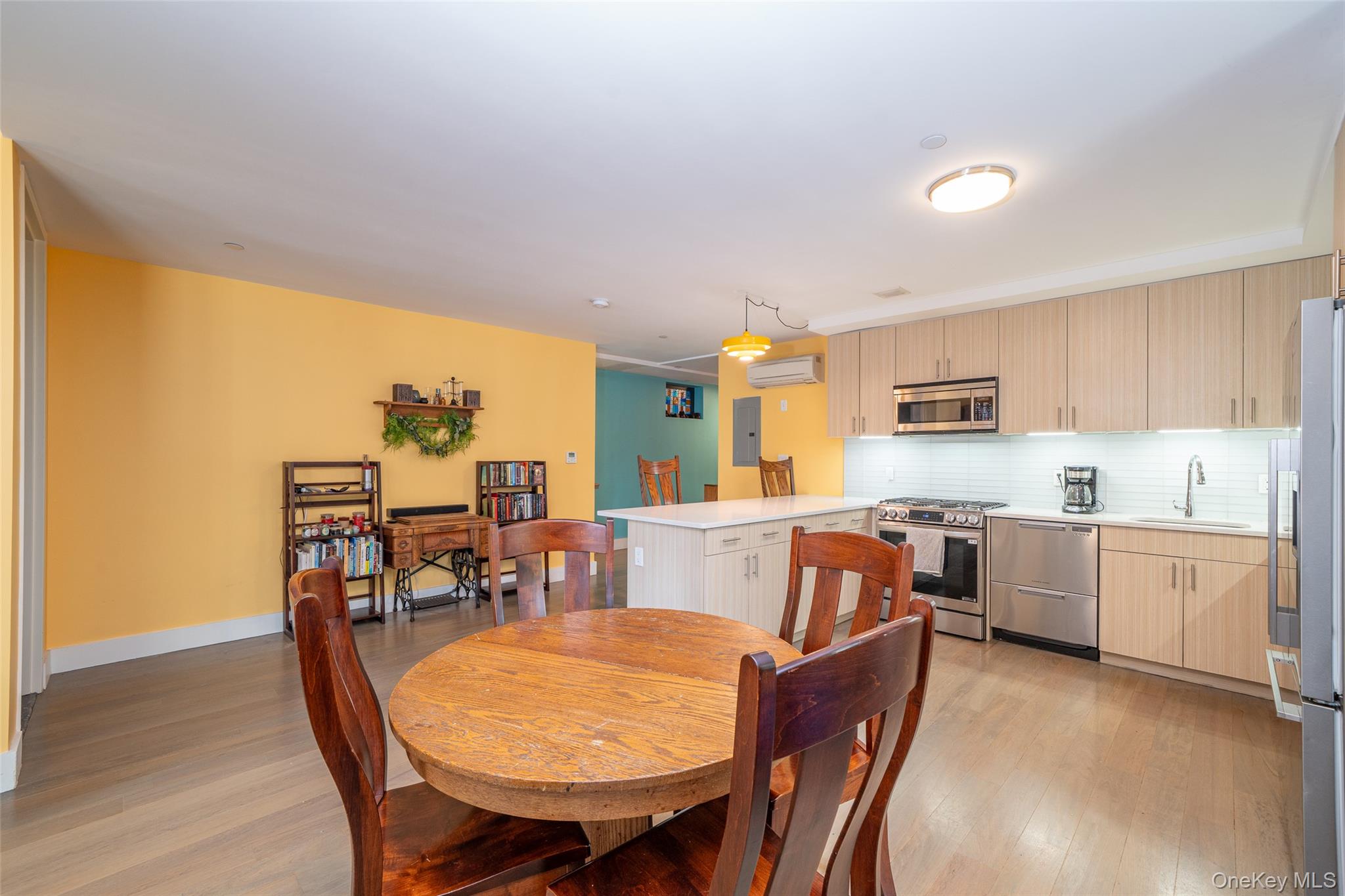 52 Convent Avenue 1C