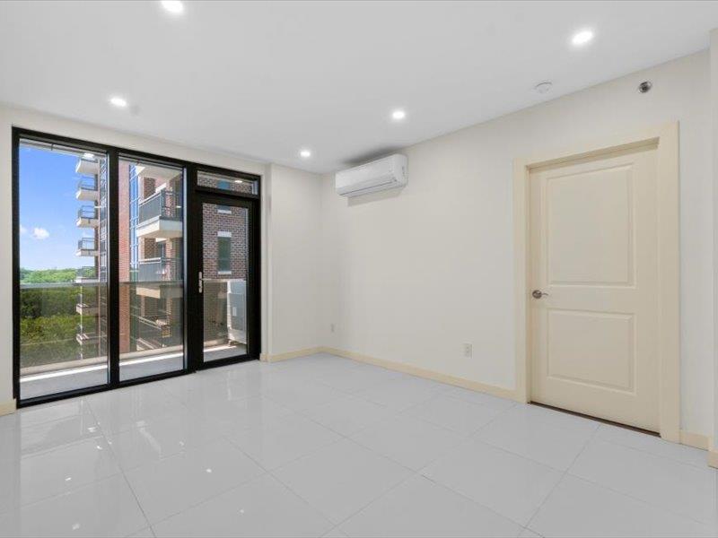 124-28 Queens Blvd PH-A