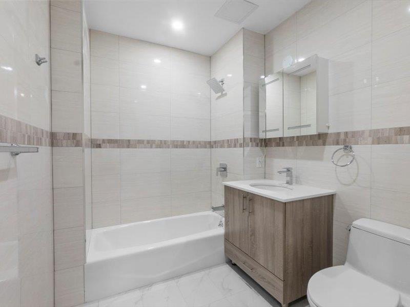 124-28 Queens Blvd PH-A