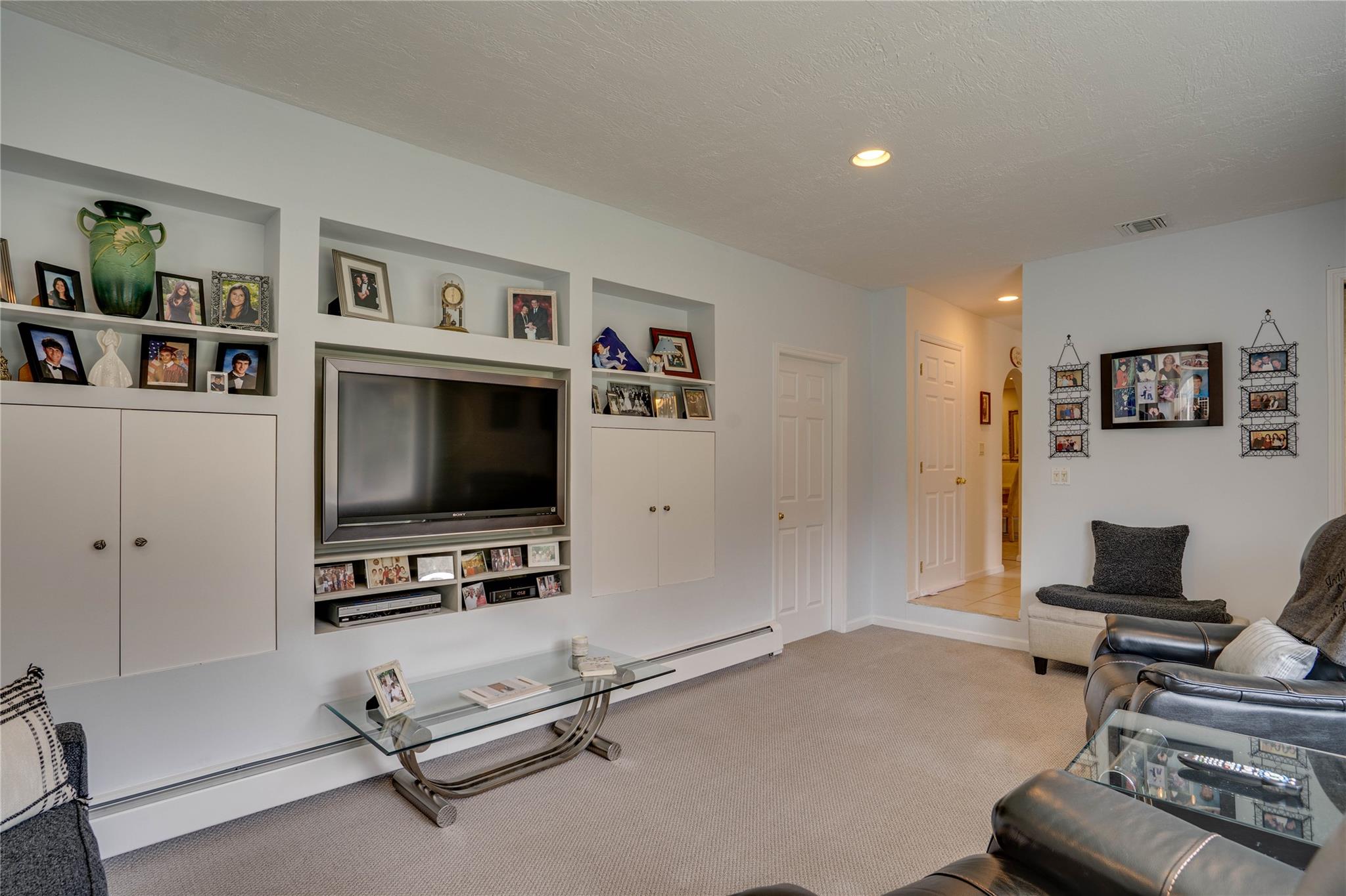 34 Pittoni Drive, Commack, New York image 18