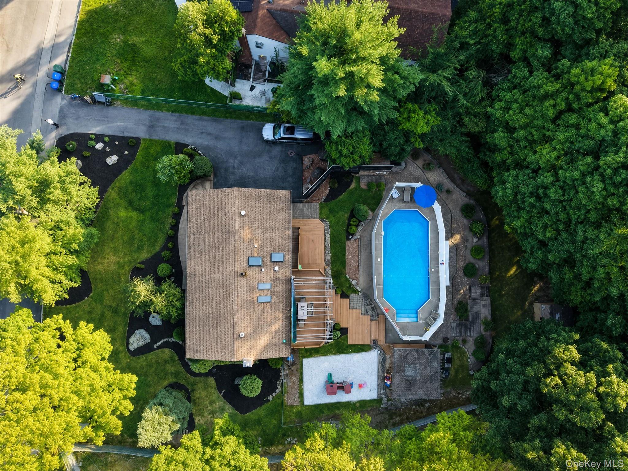 15 Arlington Drive