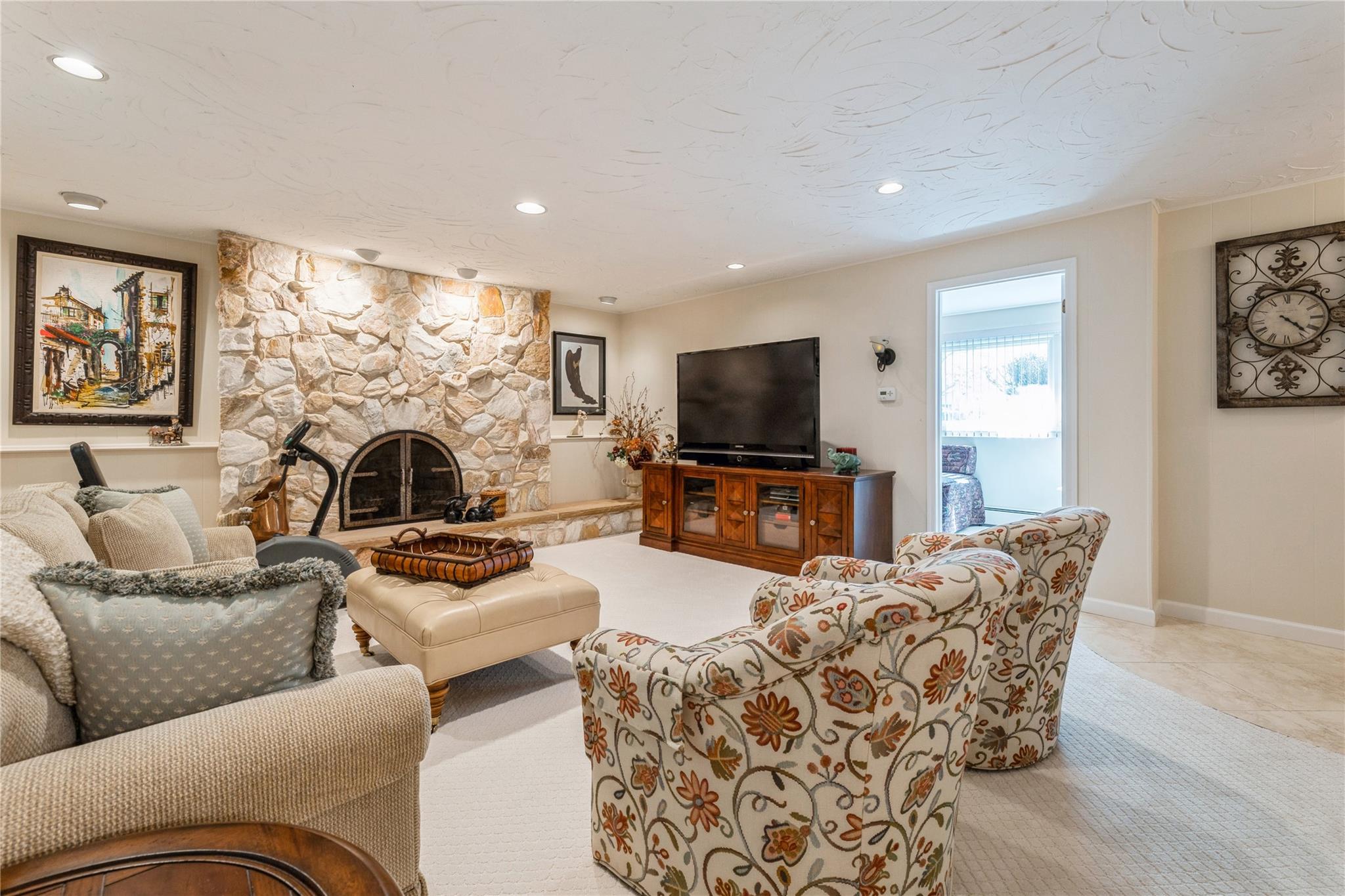 28 Verona Court, New City, New York image 26