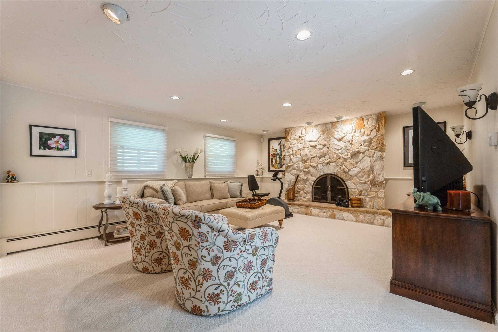 28 Verona Court, New City, New York image 25