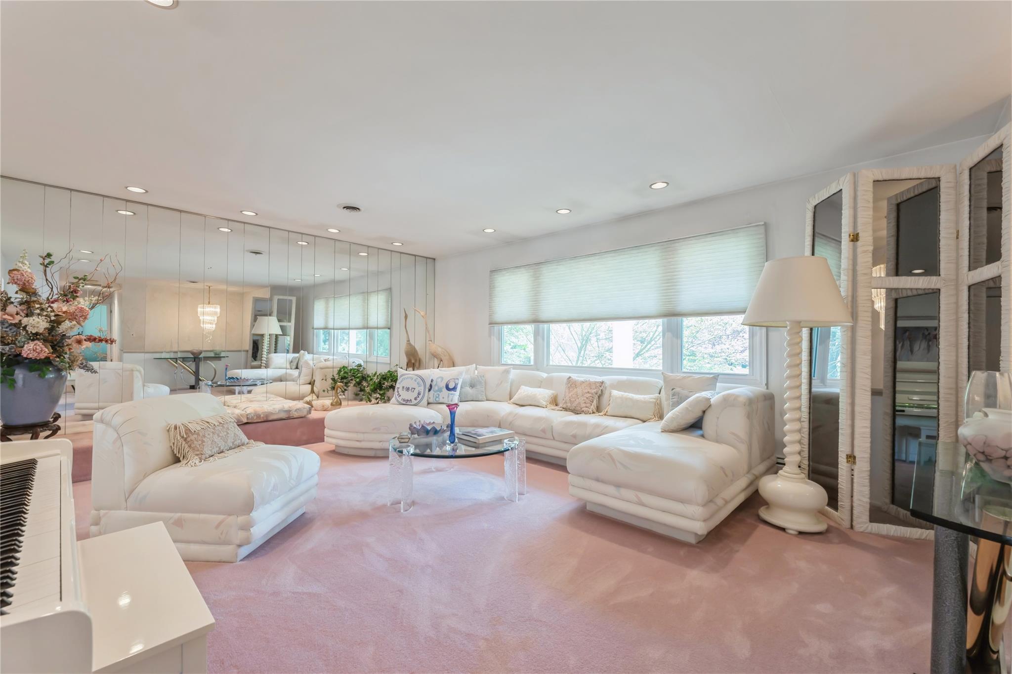 28 Verona Court, New City, New York image 4