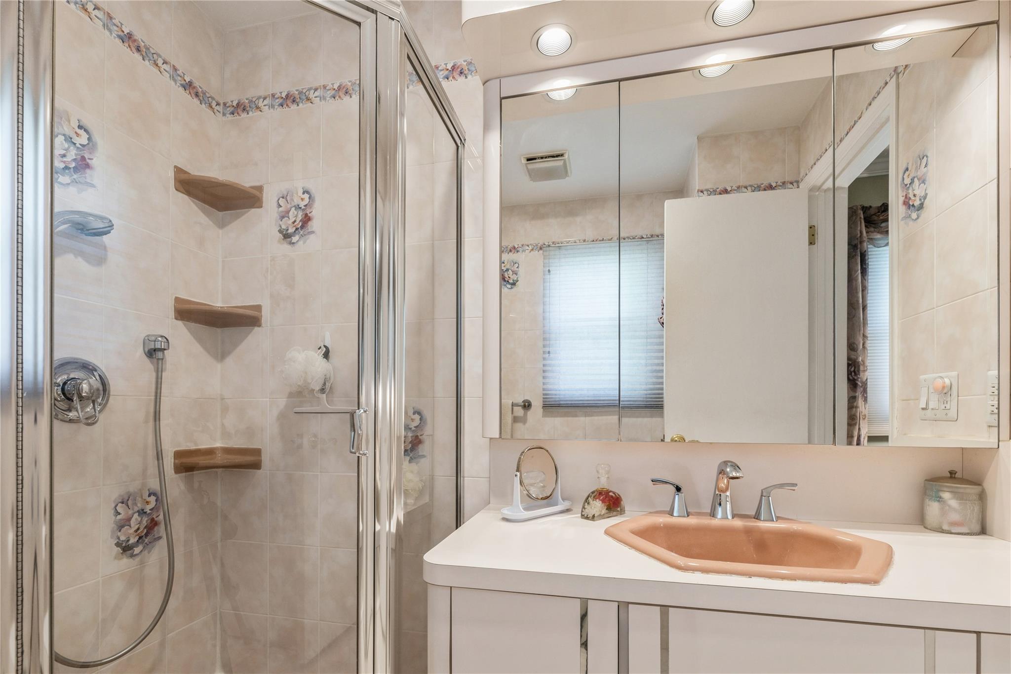 28 Verona Court, New City, New York image 19