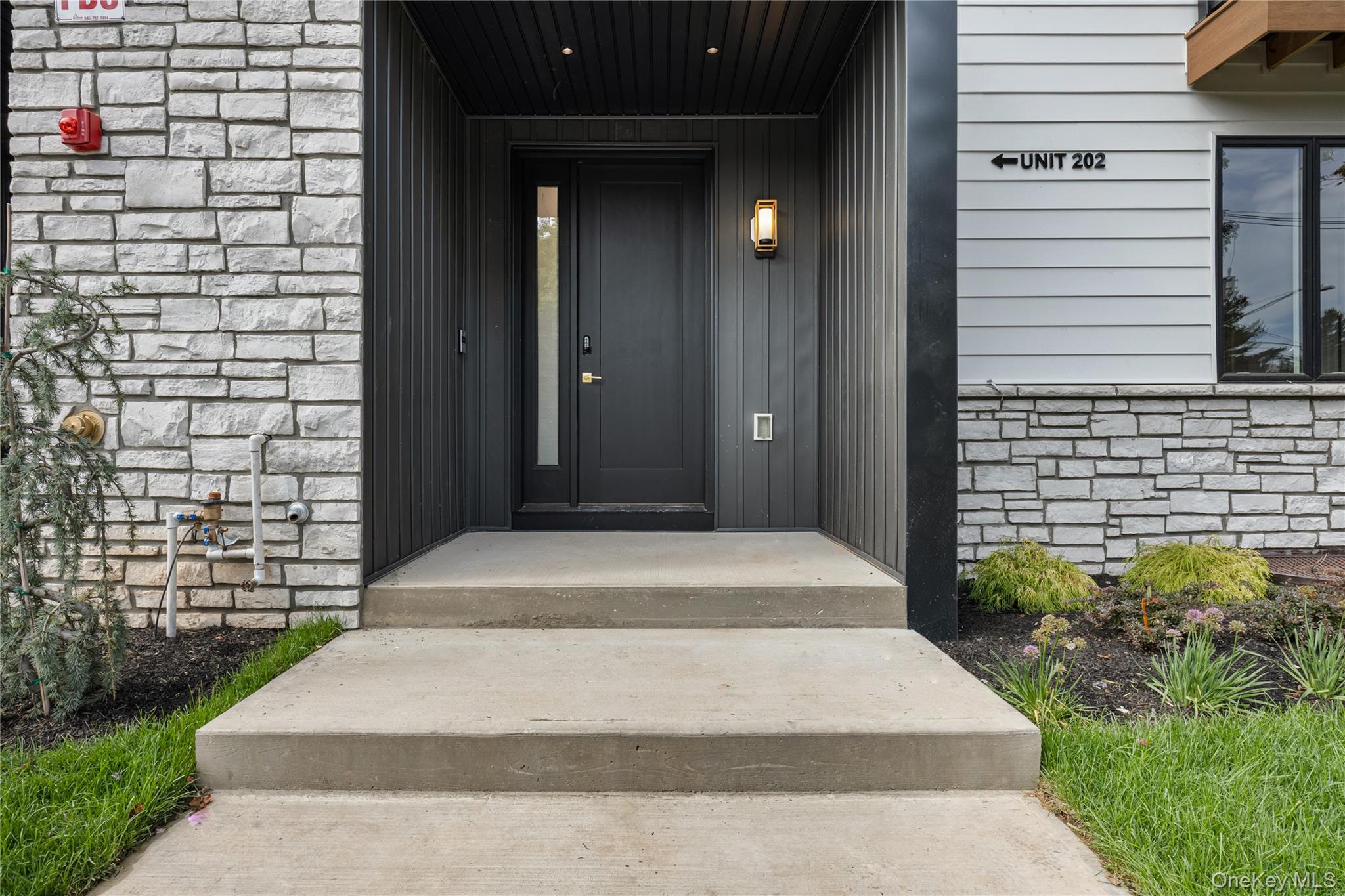 15 Northbrook Road 201