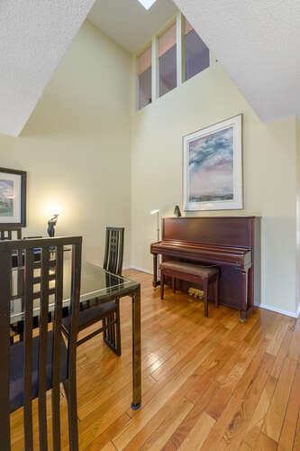 94 Windsor Gate Drive, New Hyde Park, New York image 8