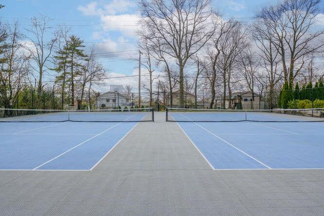 94 Windsor Gate Drive, New Hyde Park, New York image 19