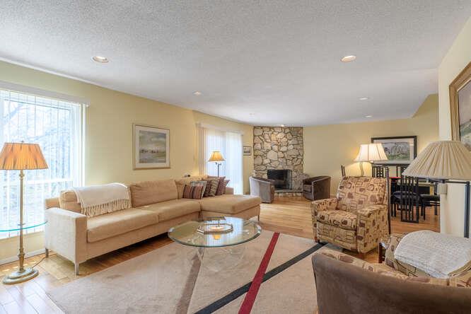 94 Windsor Gate Drive, New Hyde Park, New York image 3