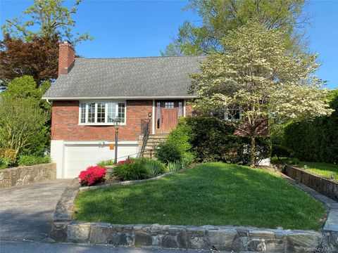 4 Knollwood Road Eastchester NY 10709