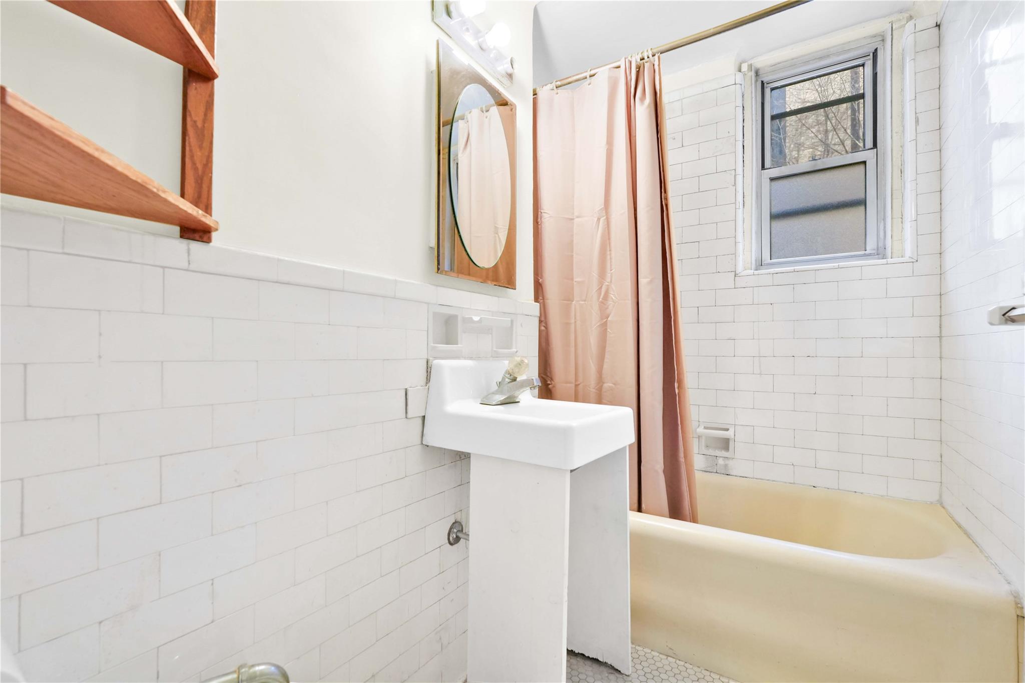 73-37 Austin Street #2E, Forest Hills, New York image 16