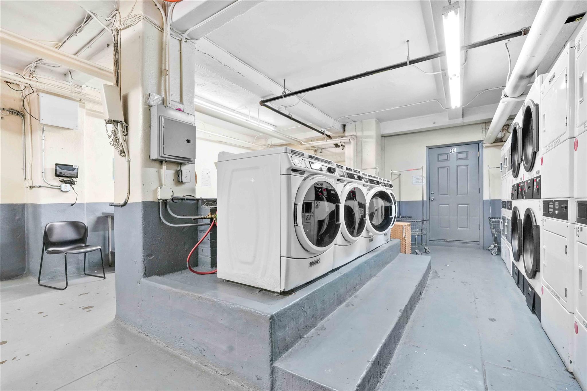 73-37 Austin Street #2E, Forest Hills, New York image 18