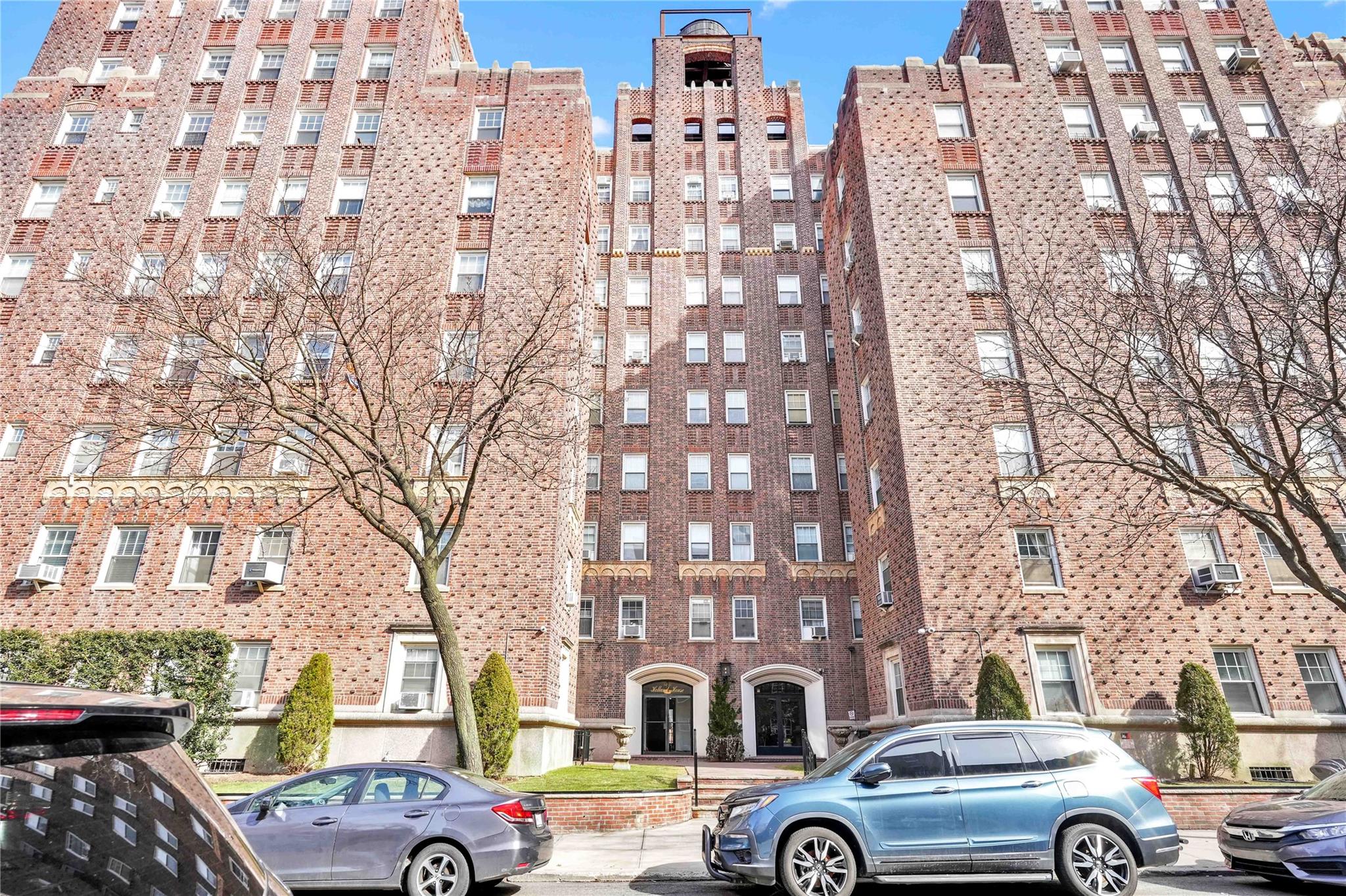 73-37 Austin Street #2E, Forest Hills, New York image 1