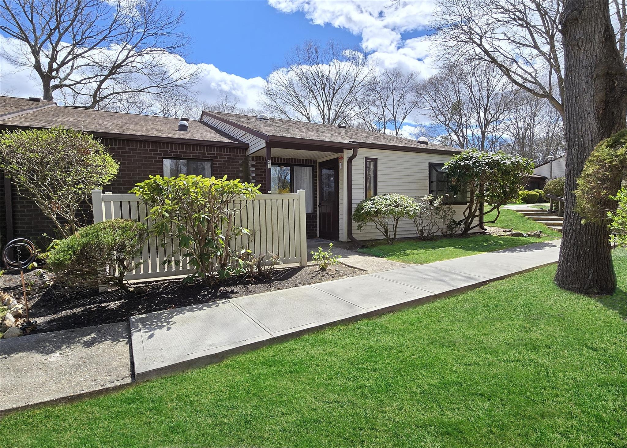 91 Birchwood Road, Coram, New York image 1