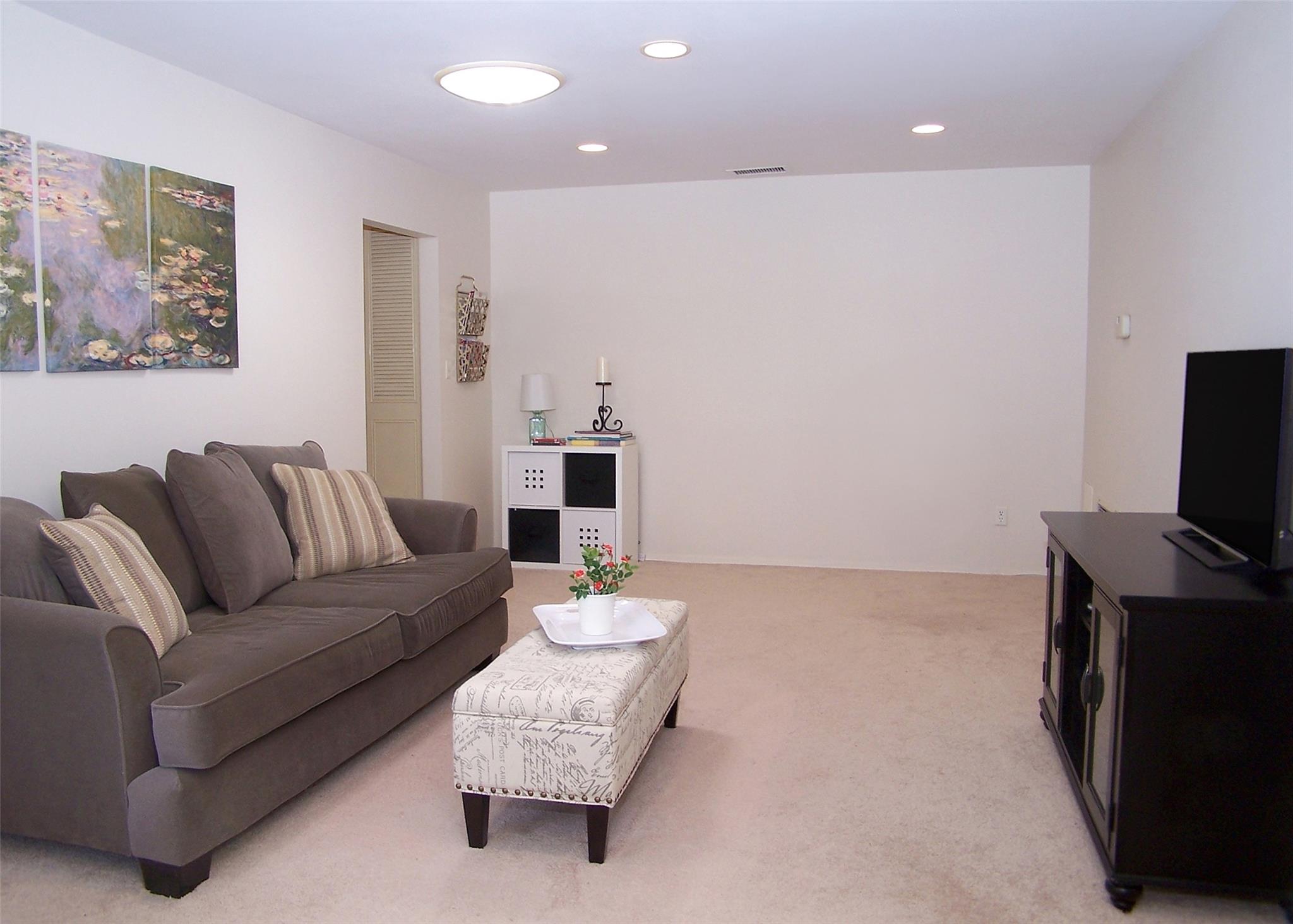 91 Birchwood Road, Coram, New York image 2