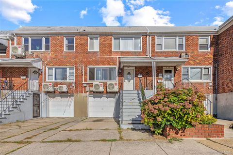 5-39 117 Street College Point NY 11356