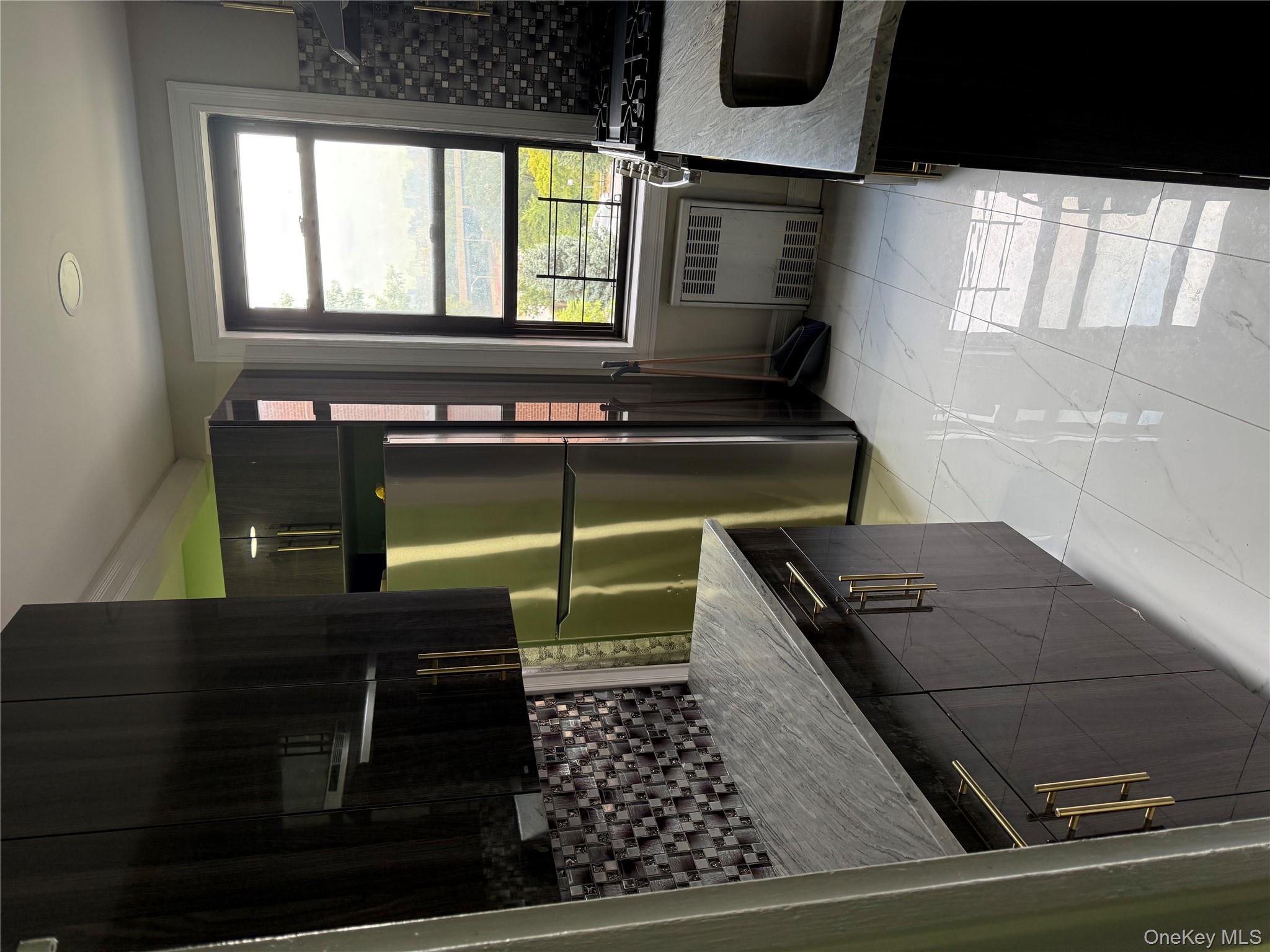 11230 Northern Boulevard 4G