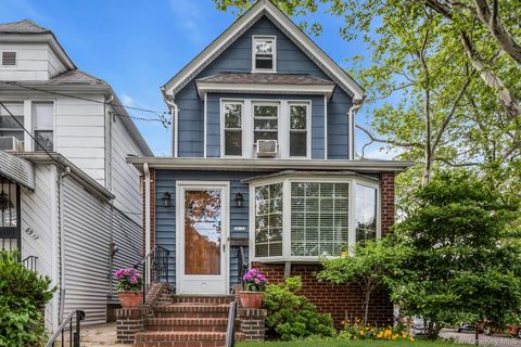 Photo of 8919 69th Avenue, Forest Hills, NY 11375 (MLS # 999909)