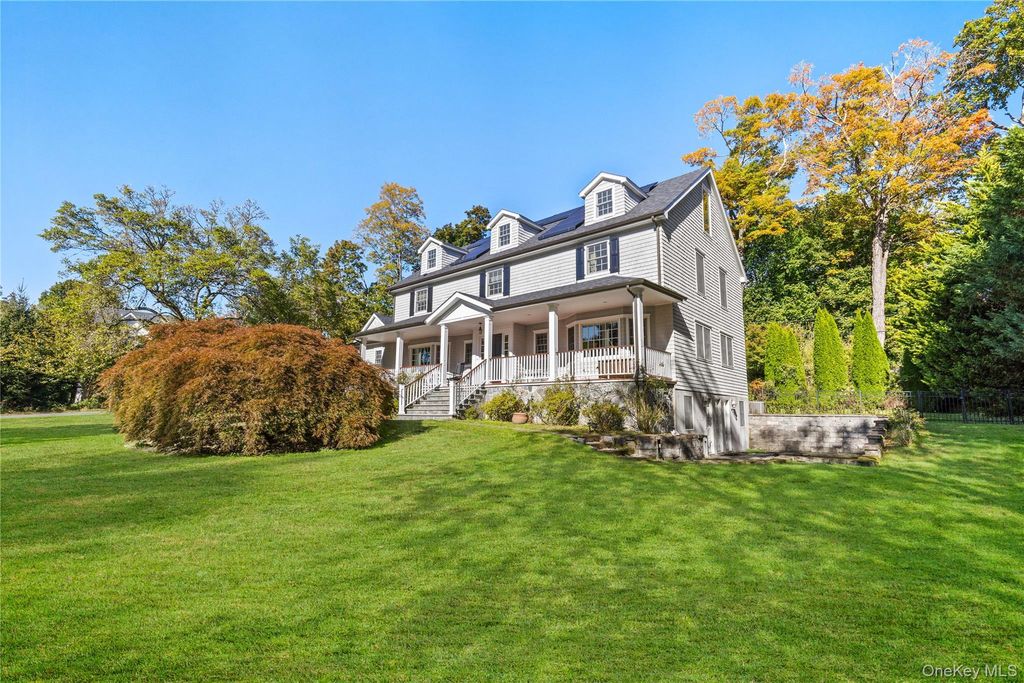 Photo of 69 Brevoort Lane, Rye, NY 10580 (MLS # 962967)