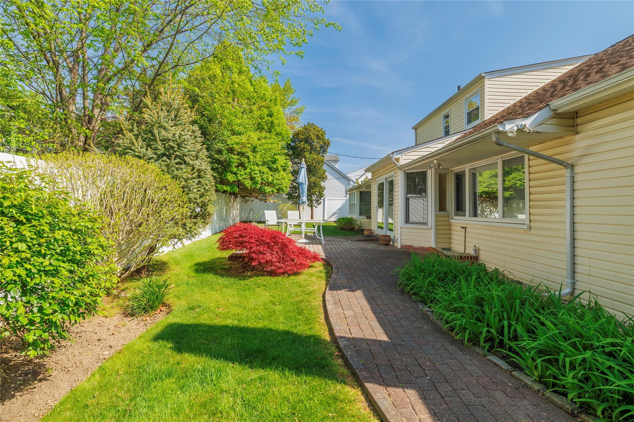 277 Waverly Avenue, East Rockaway, New York image 21