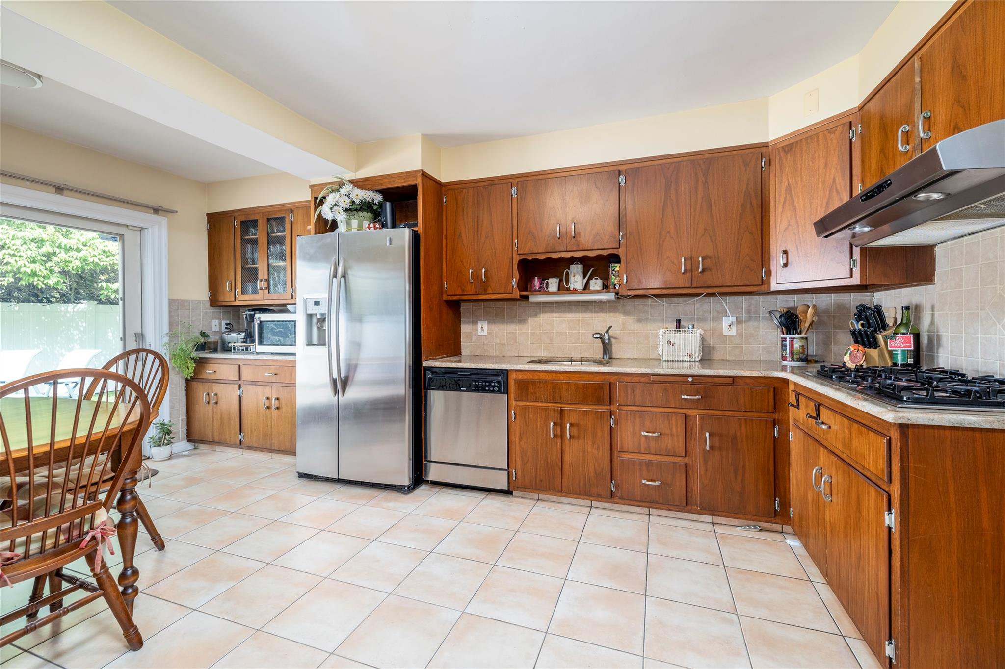 277 Waverly Avenue, East Rockaway, New York image 6