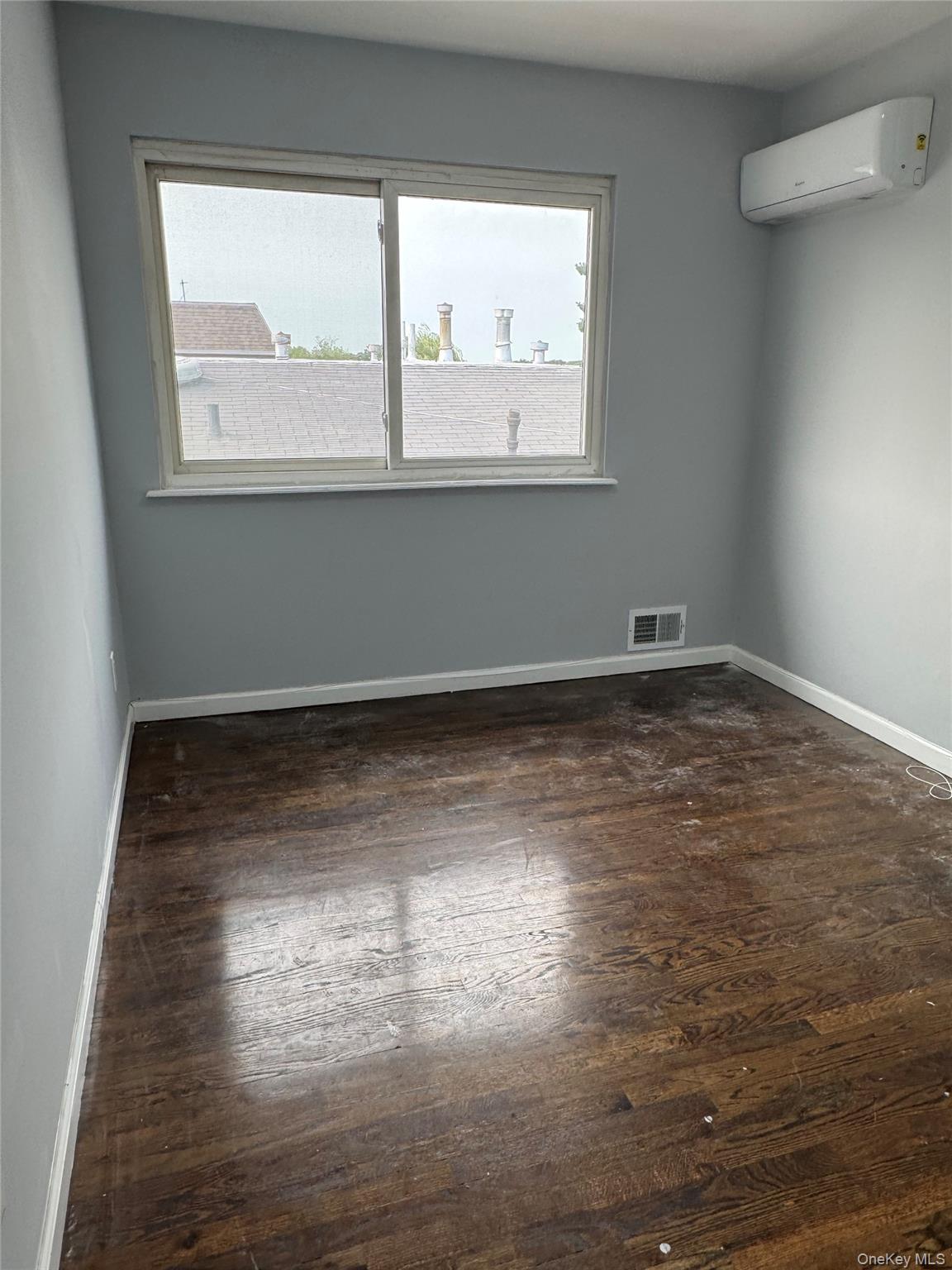 16-33 Bell Boulevard