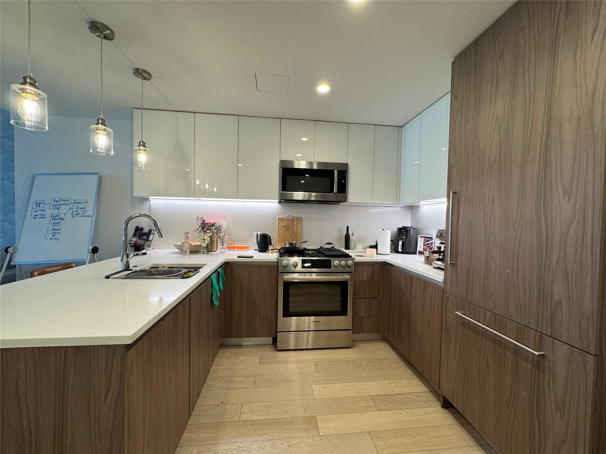 131-01 40th Road #15C, Flushing, New York image 3