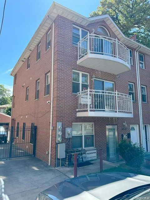 143-22 Beech Avenue Flushing NY 11355