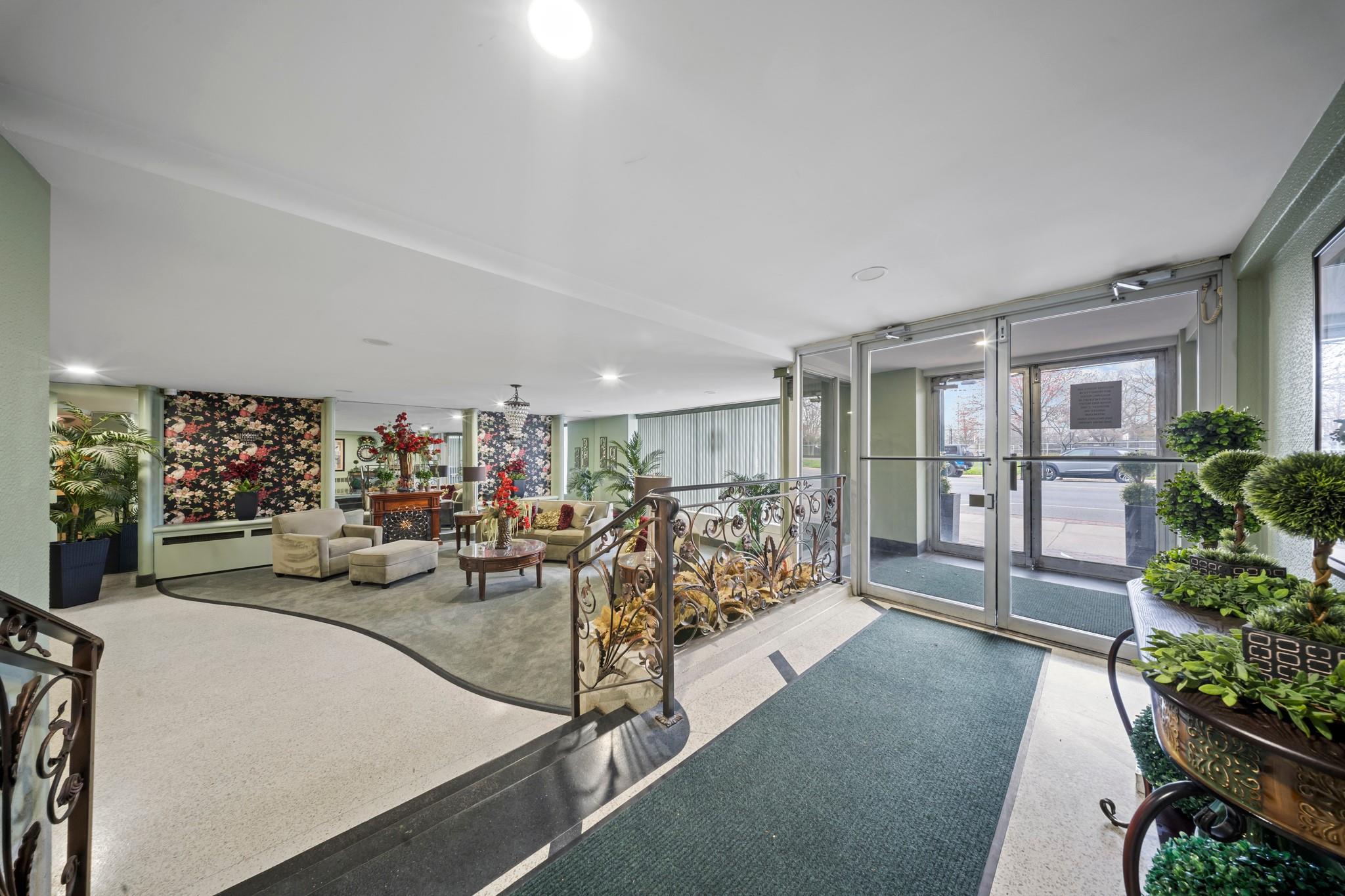 504 Merrick Road #1G, Lynbrook, New York image 6