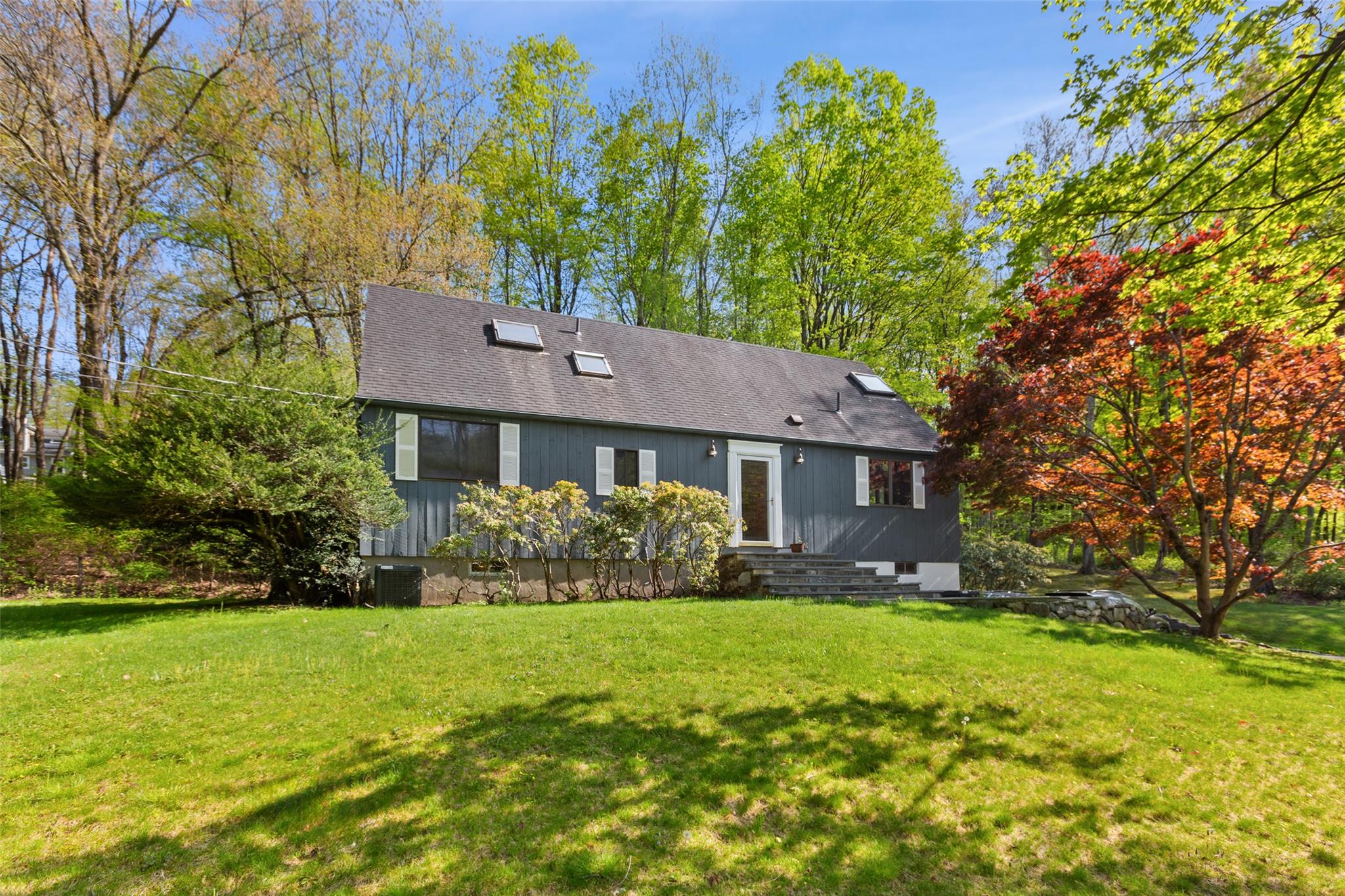 38 Waccabuc Road, Goldens Bridge, New York image 3