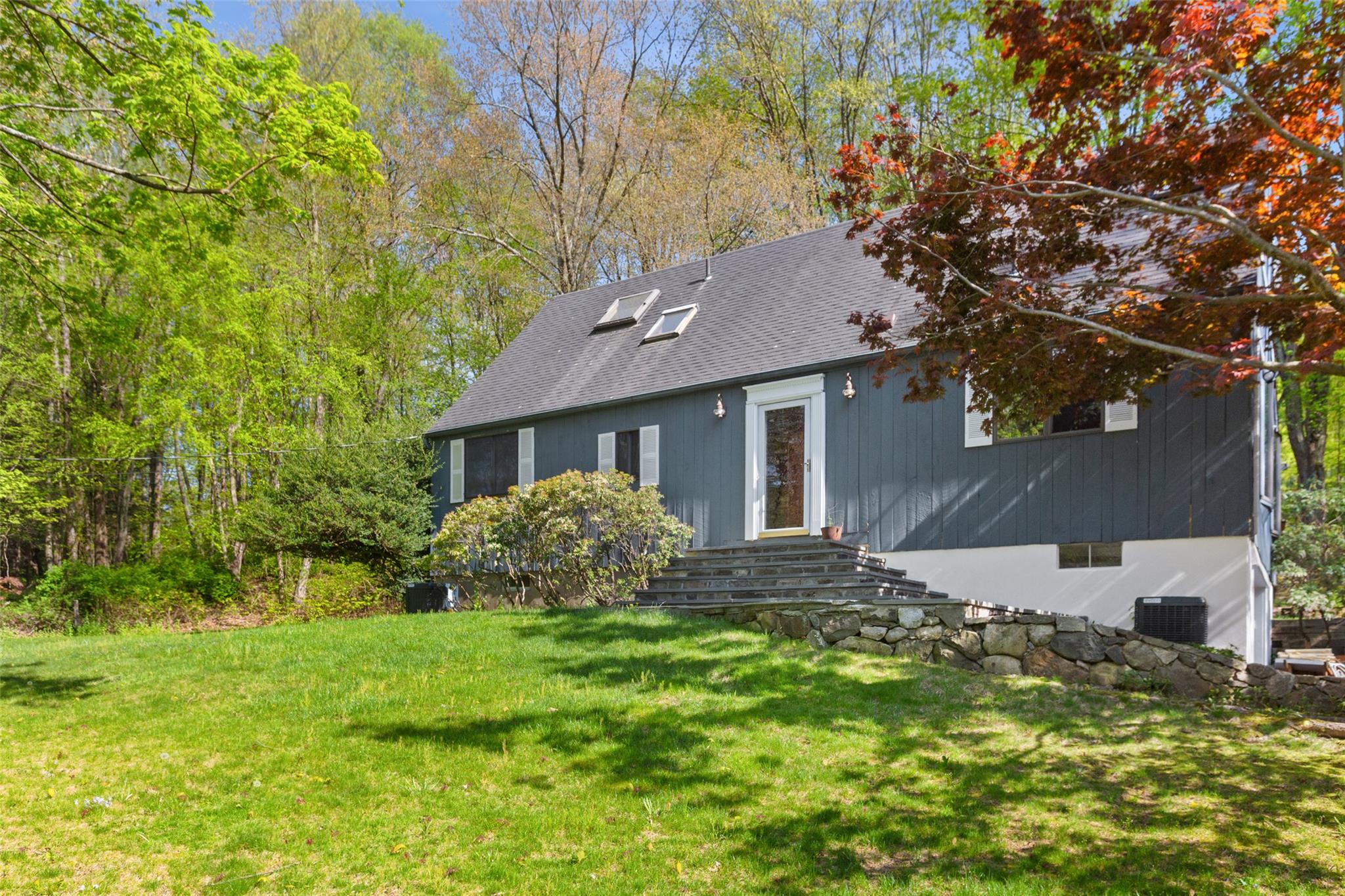 38 Waccabuc Road, Goldens Bridge, New York image 15