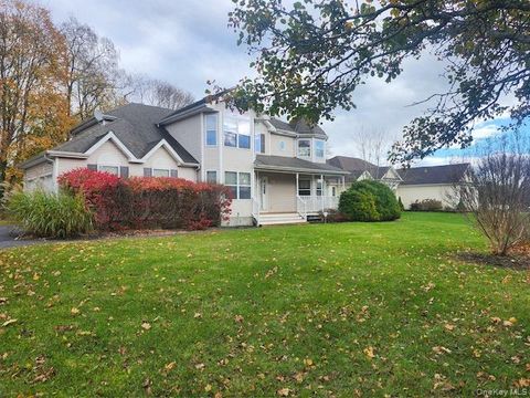 4 Gatz Road Riverhead NY 11901