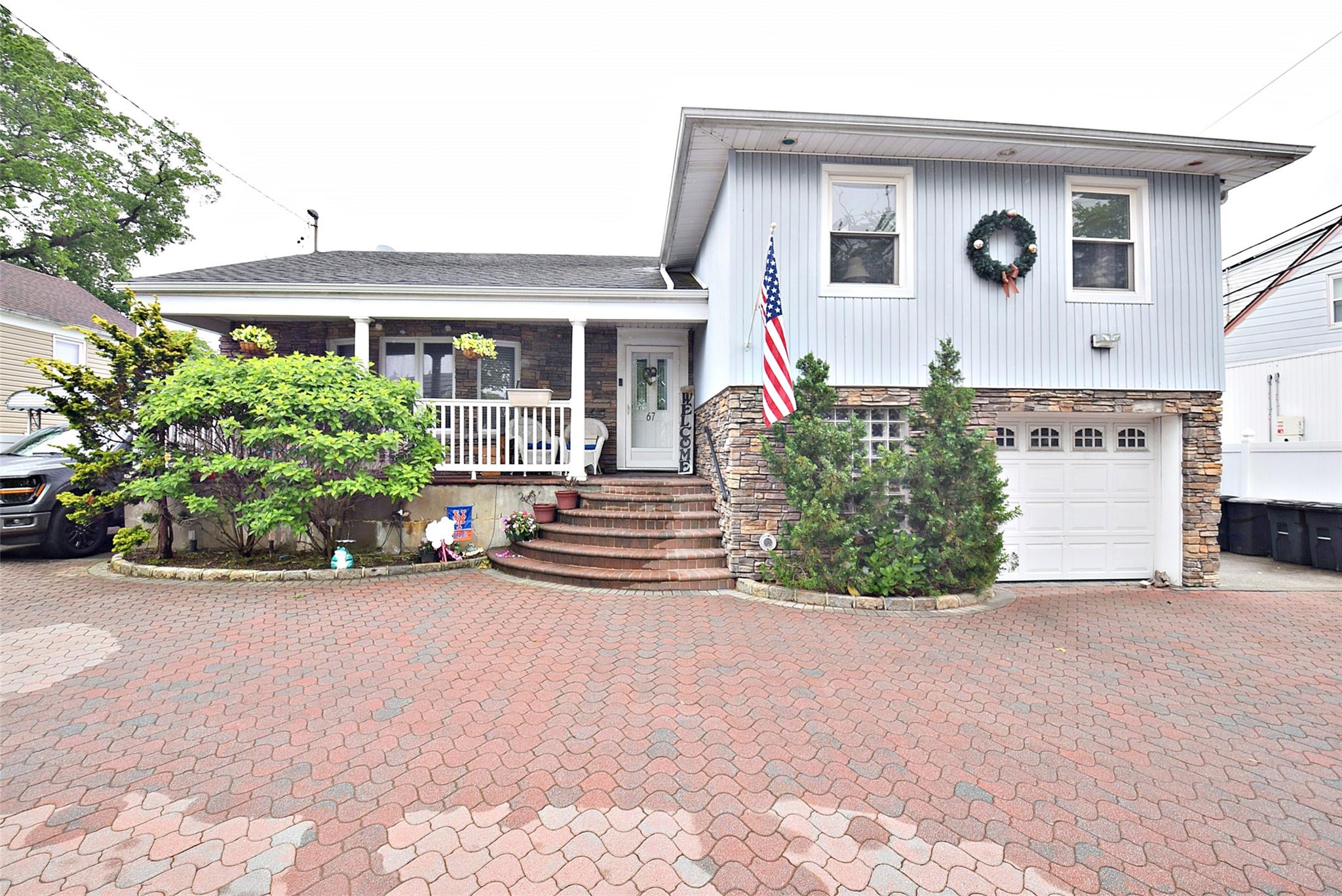 67 Hungry Harbor Road, Valley Stream, New York image 1