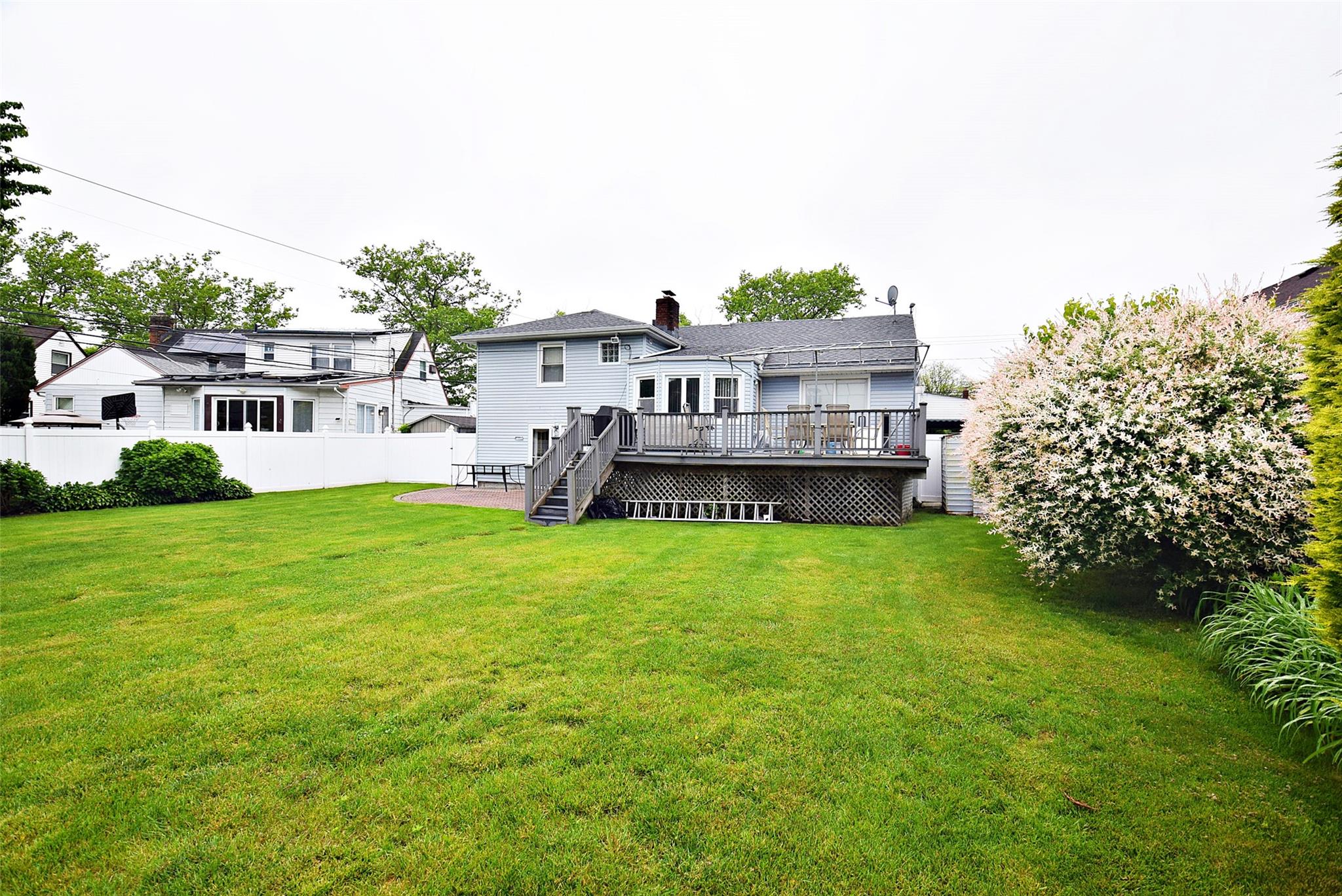 67 Hungry Harbor Road, Valley Stream, New York image 7
