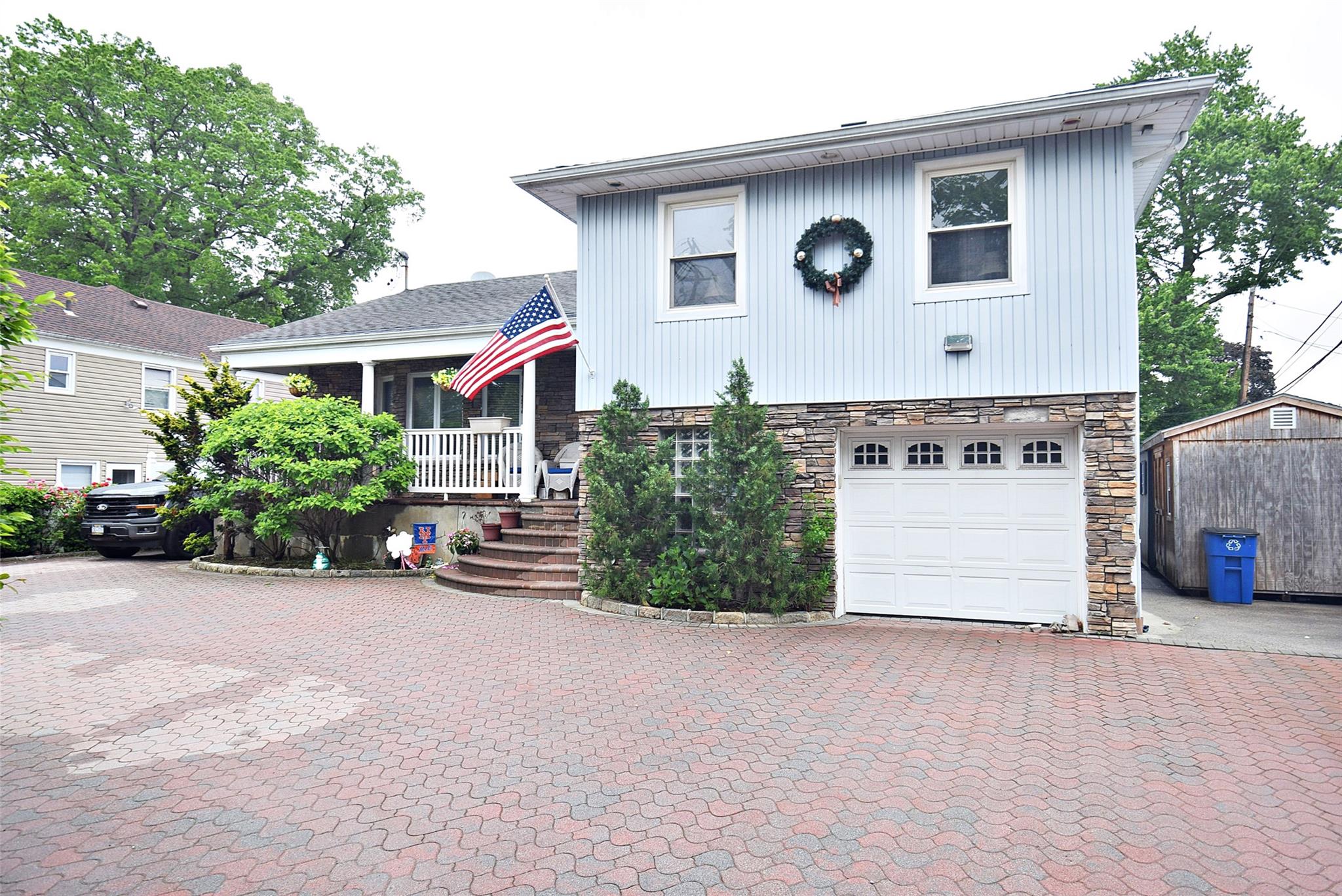 67 Hungry Harbor Road, Valley Stream, New York image 2
