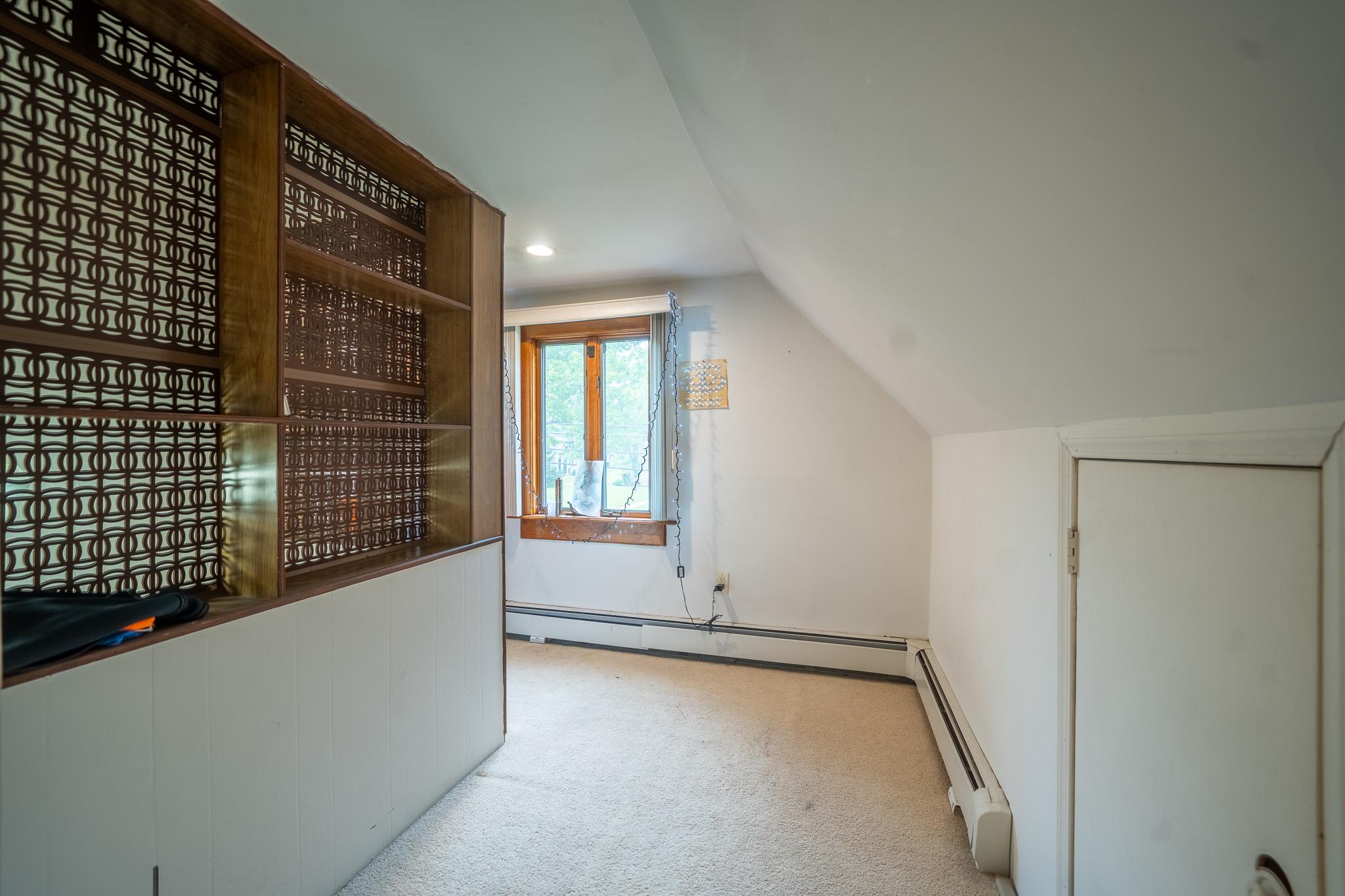 8140 268th Street, Glen Oaks, New York image 16