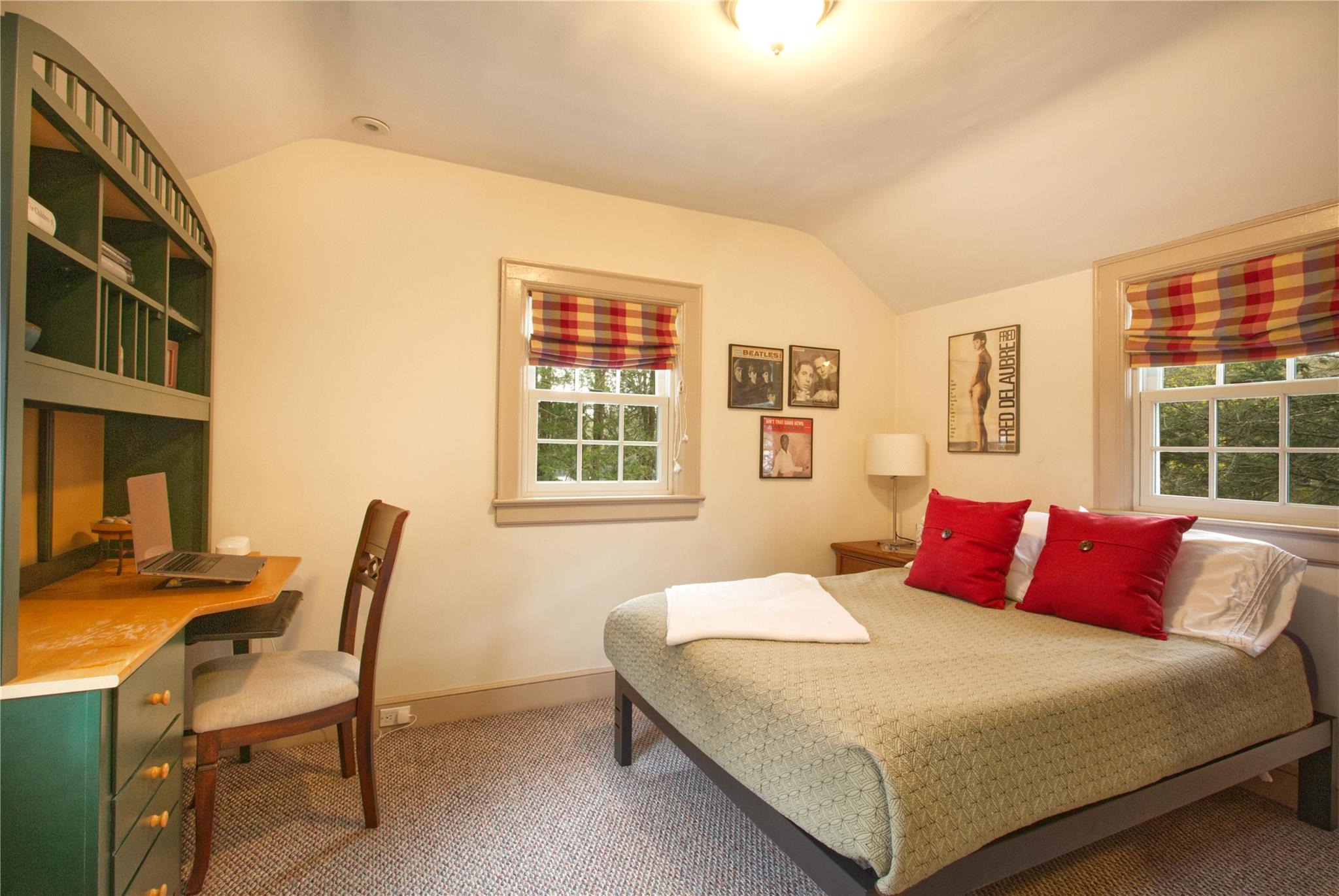 18 Hungerford Road, Briarcliff Manor, New York image 30
