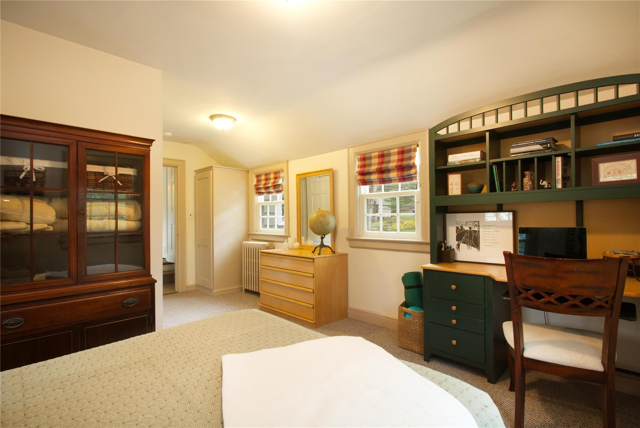 18 Hungerford Road, Briarcliff Manor, New York image 32