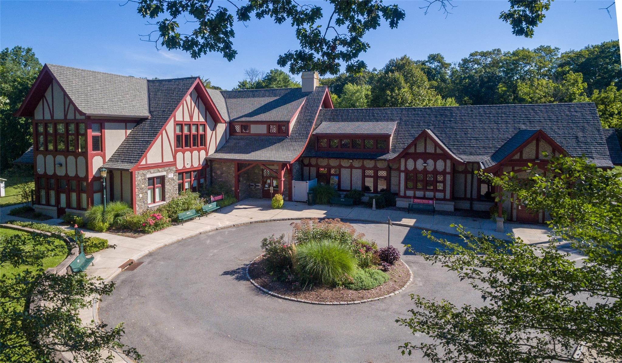 18 Hungerford Road, Briarcliff Manor, New York image 41