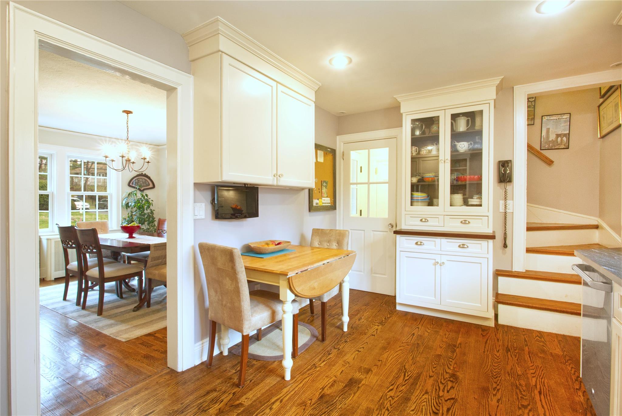 18 Hungerford Road, Briarcliff Manor, New York image 13
